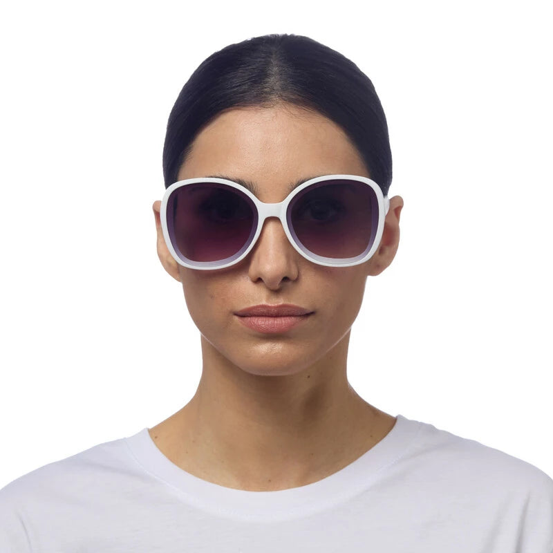 Okkia - Anna Sunglasses 19 in White