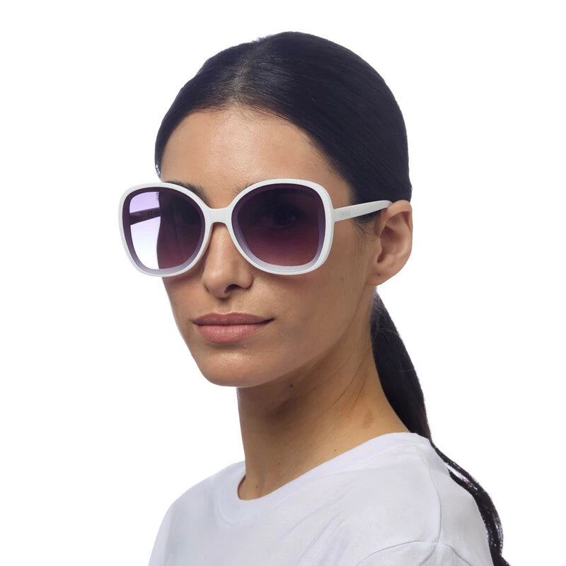 Okkia - Anna Sunglasses 19 in White