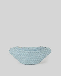 Arms of Eve - Blaise Bumblebag in Light Denim