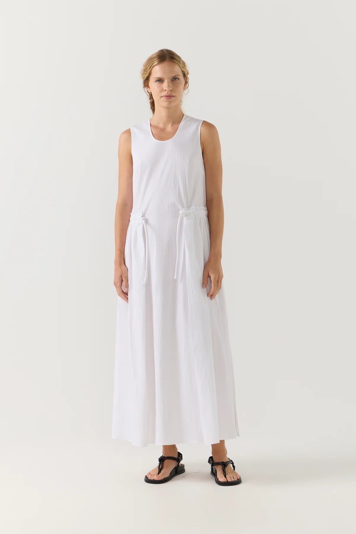 Foemina - Cameron Dress in White Seersucker