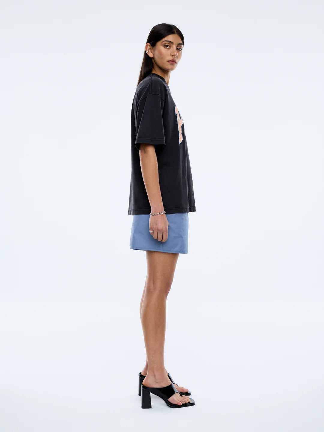 Ena Pelly - Peach Pelly Collegiate Tee in Vintage Black