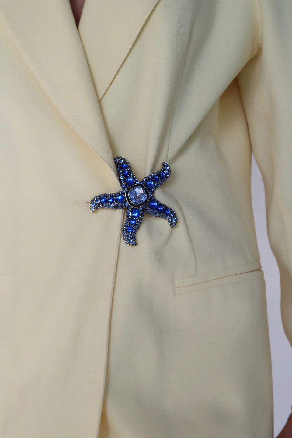 Zeiya - Summer StarFish Brooch