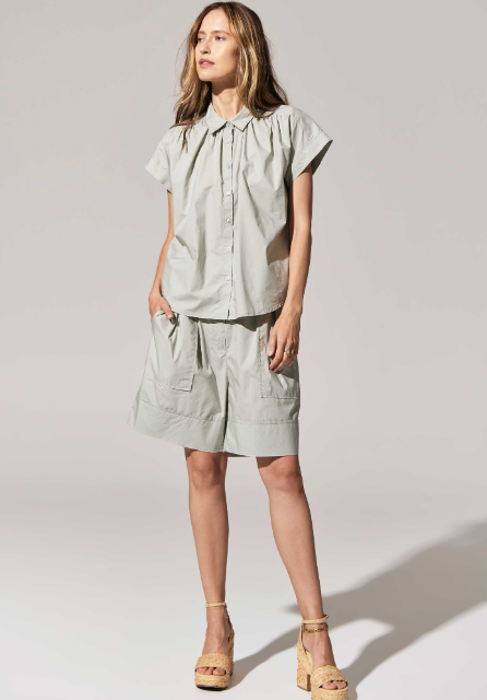 POL -Harlyn Cap Sleeve Shirt in Light Khaki