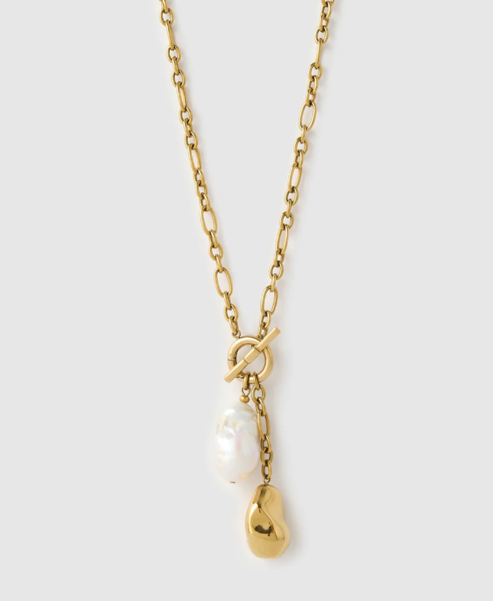 Arms of Eve - Victoria Pearl Necklace