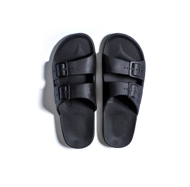 Freedom Moses - Slides in Black