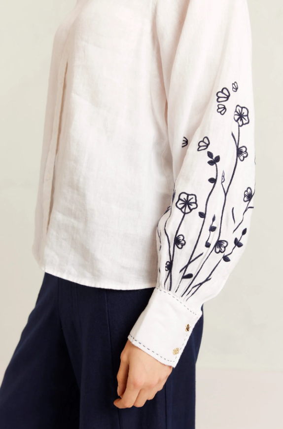 Alessandra - Calla Shirt in White/Navy