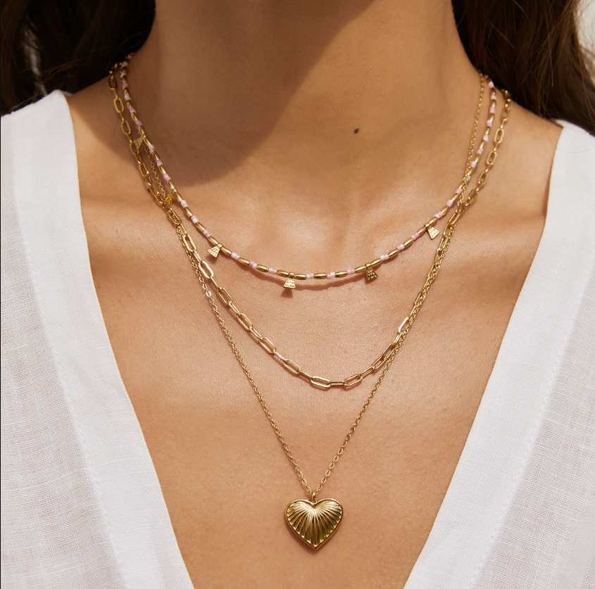 Arms of Eve - Natalia Gold Necklace in Peony