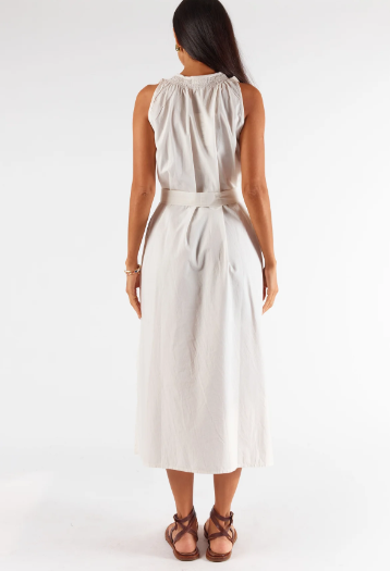 Itami - Quilota Dress in White