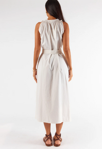 Itami - Quilota Dress in White