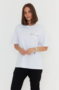 Alexandra - Athea T-Shirt in White
