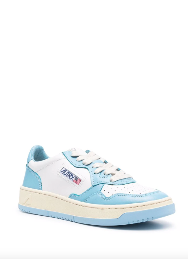 Autry - Medalist Sneaker in Light Turquoise