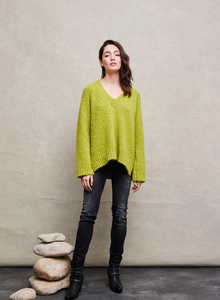 AMS Pure - Ero V-Neck Jumper in Lime